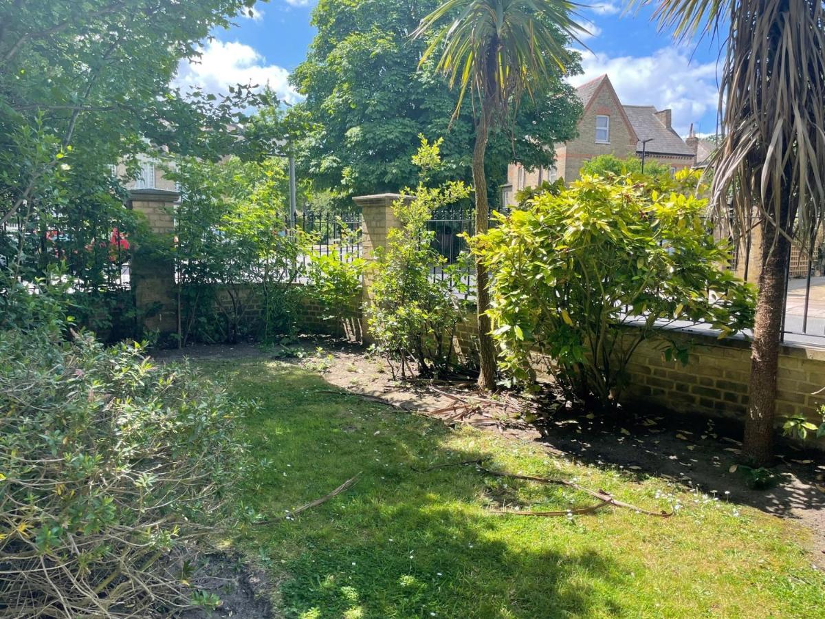 Charming In Chiswick * Londra
